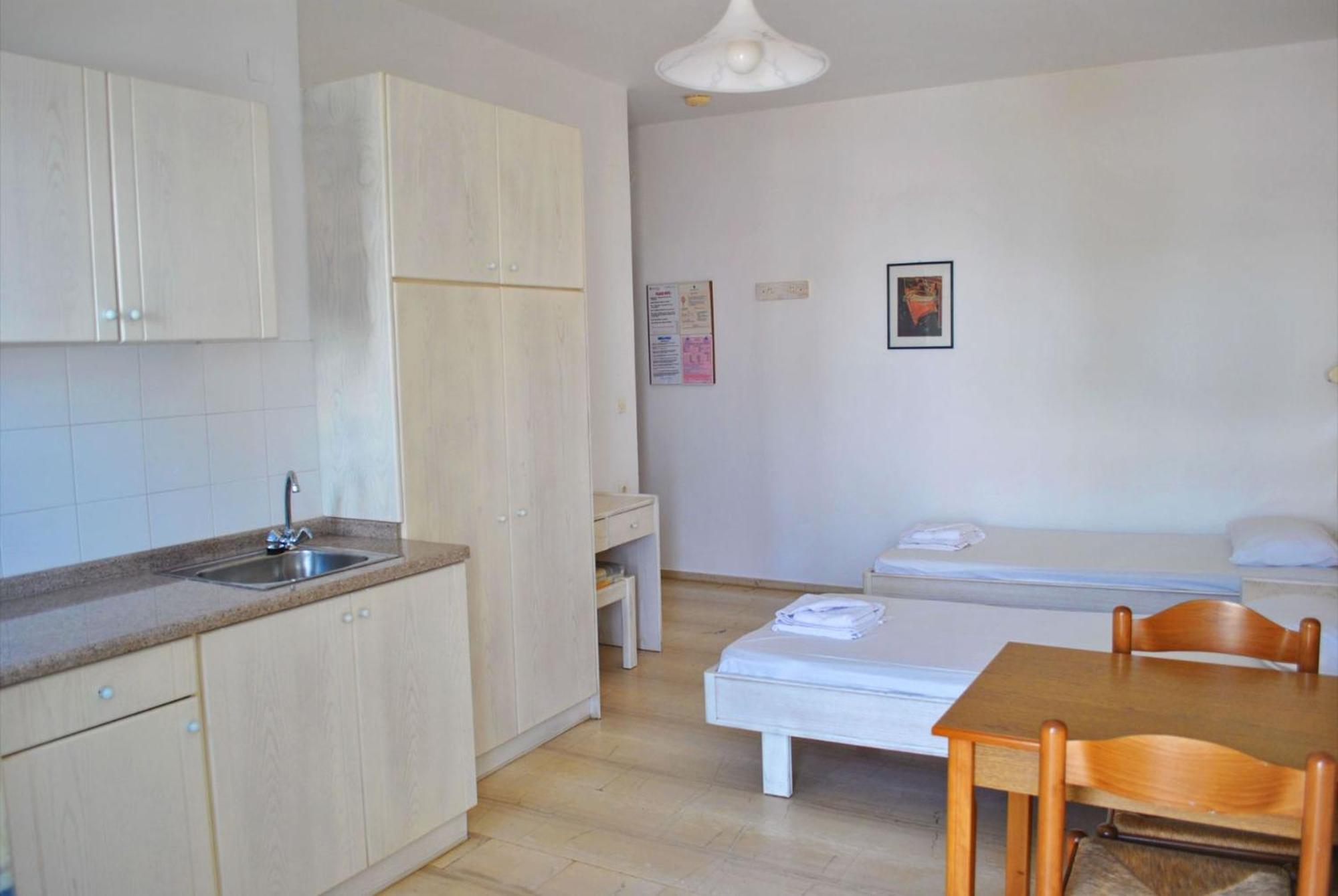 Melissa Apartments, Studios & Suites Mália Quarto foto