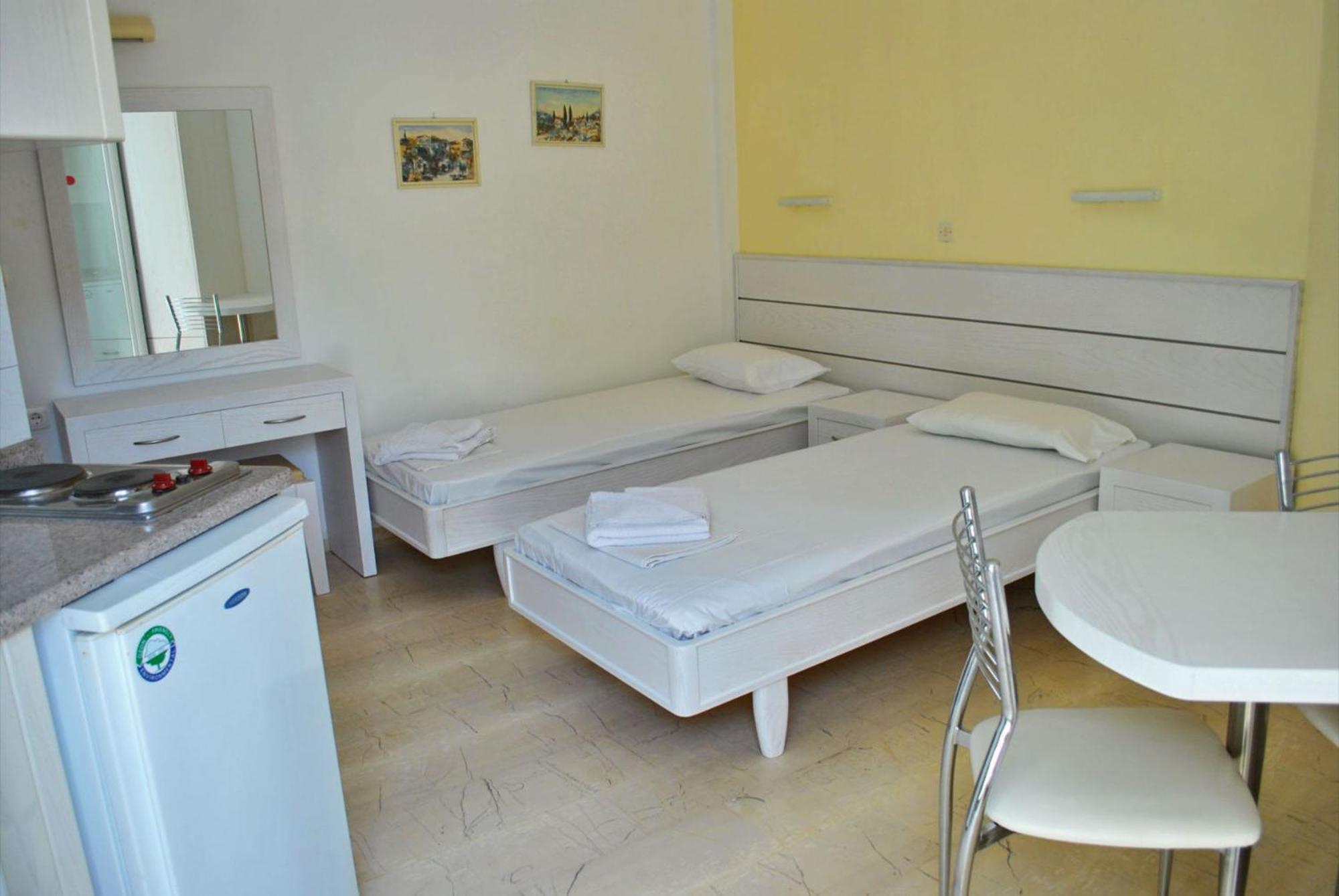 Melissa Apartments, Studios & Suites Mália Quarto foto